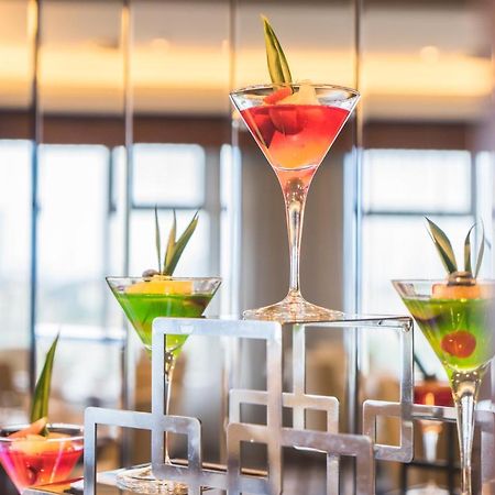 Zenith Hotel Путраджая Екстериор снимка Cocktails at the lounge